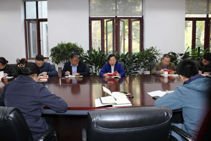 研究生处党支部二十大学习会报道 11.4236.png